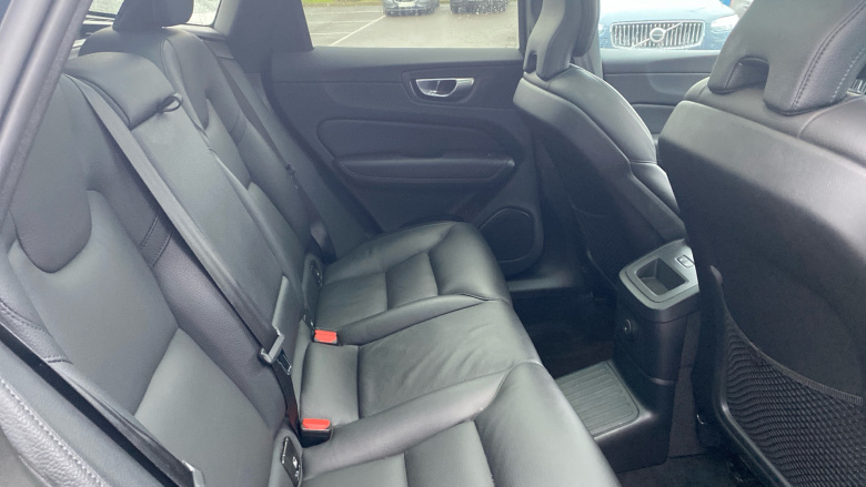 Volvo XC60 2.0 T6 [350] RC PHEV Plus Dark 5dr AWD Geartronic Estate